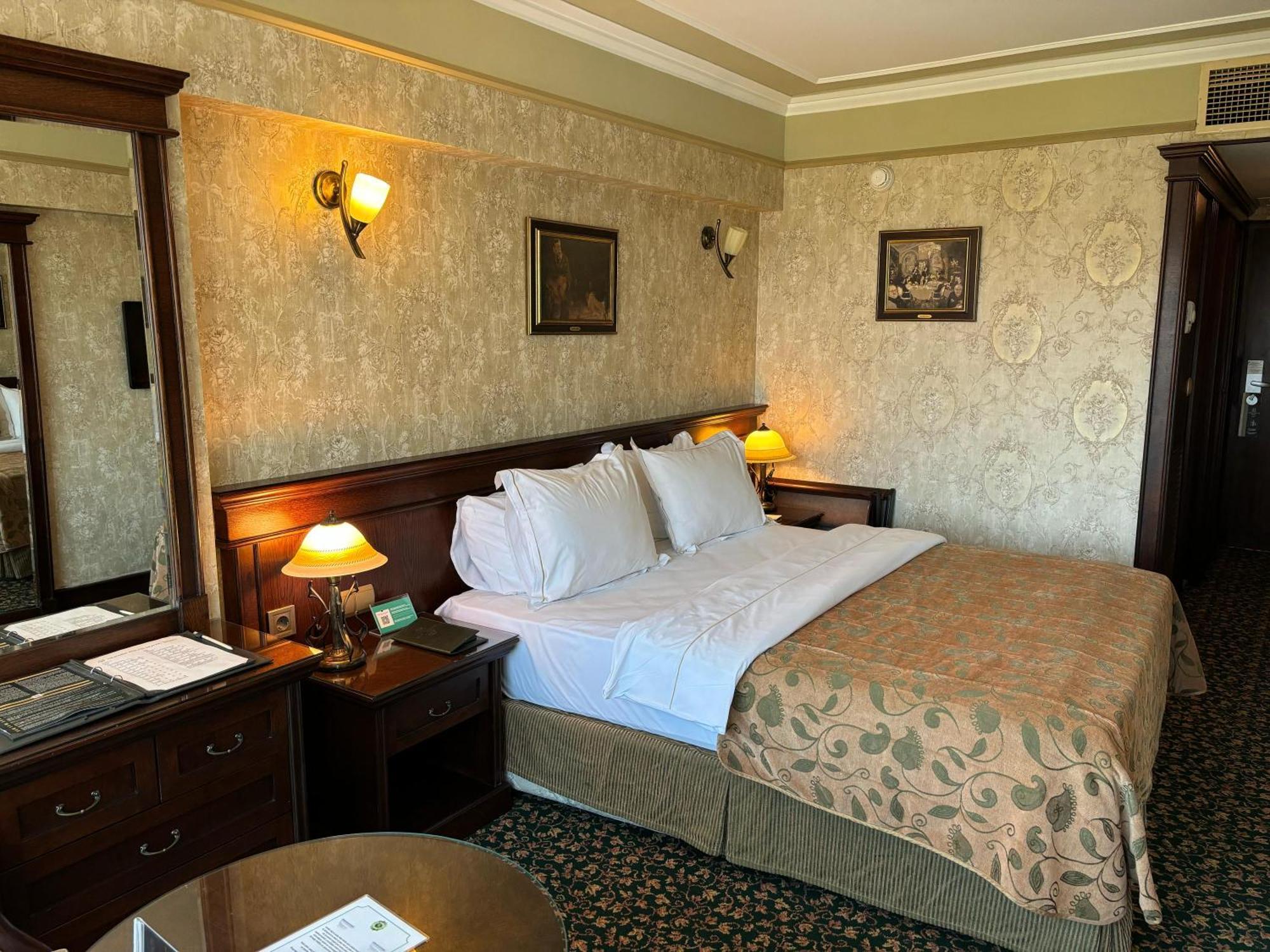Germir Palas Hotel - Special Class Истанбул Екстериор снимка
