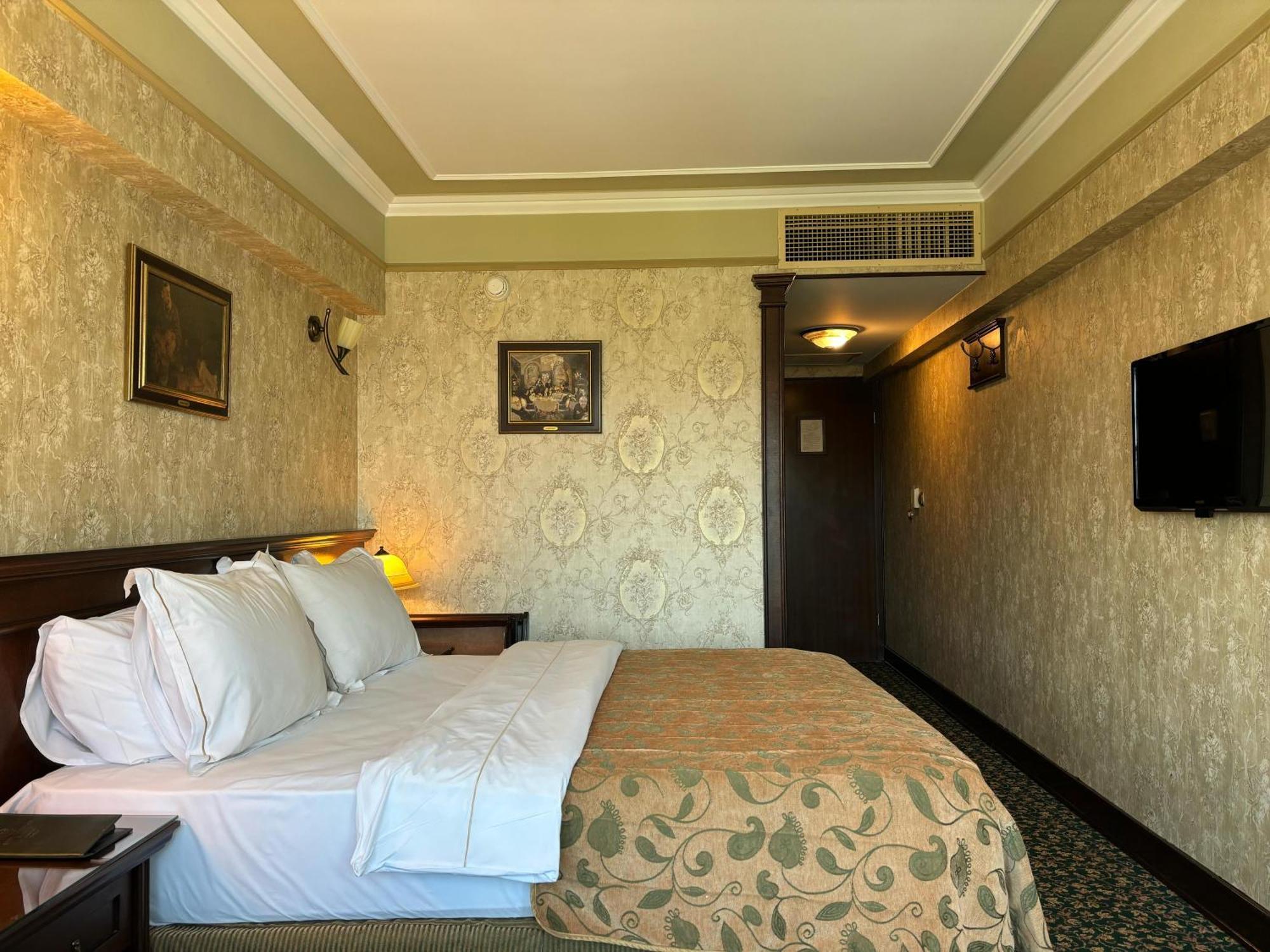 Germir Palas Hotel - Special Class Истанбул Екстериор снимка