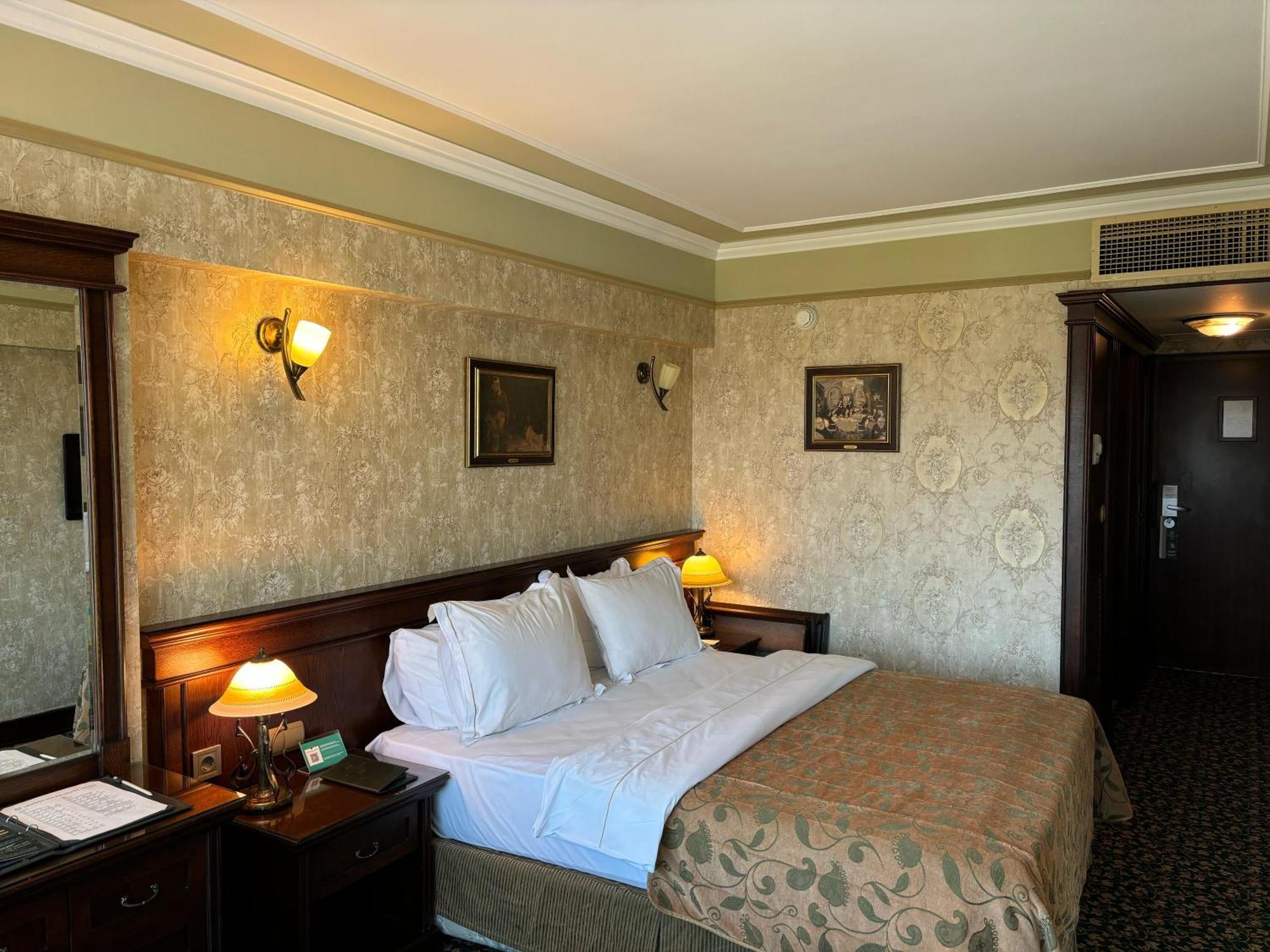 Germir Palas Hotel - Special Class Истанбул Екстериор снимка